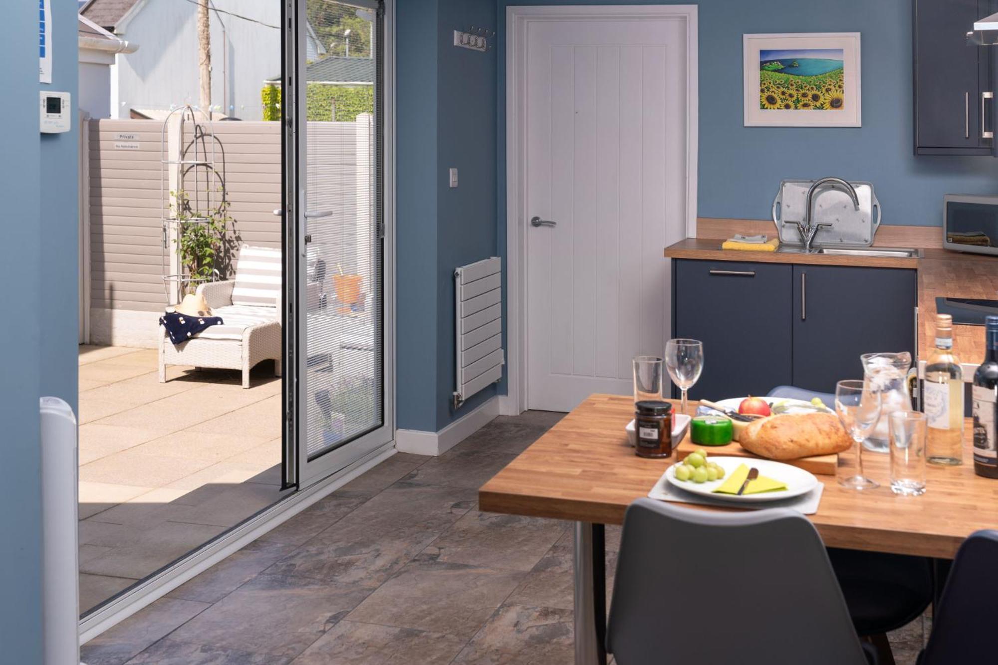Fabulous Apartment For 2 In Llansteffan Llanstephan  Exterior foto
